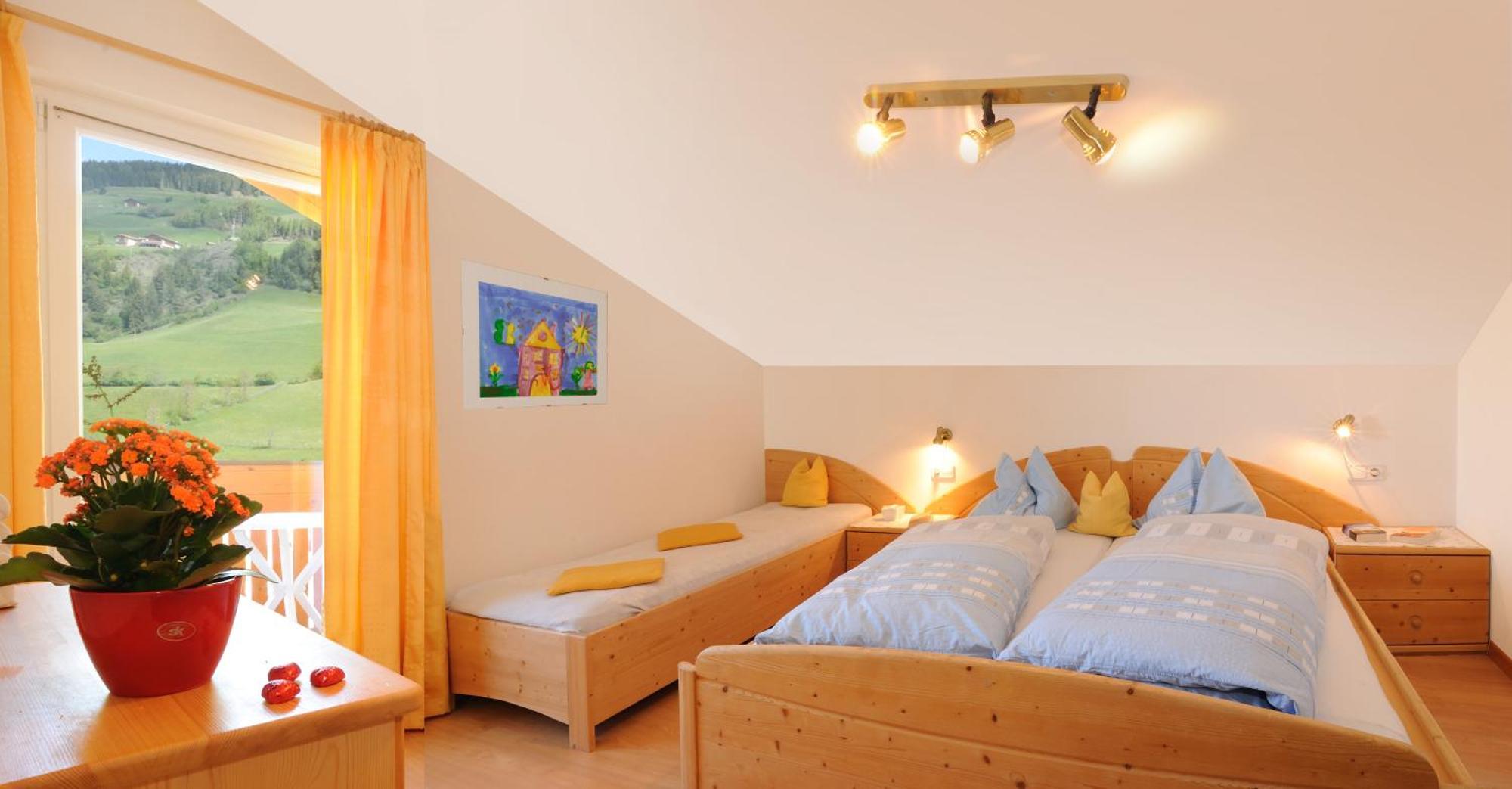 Haus Tannenburg Apartamento Funes  Exterior foto